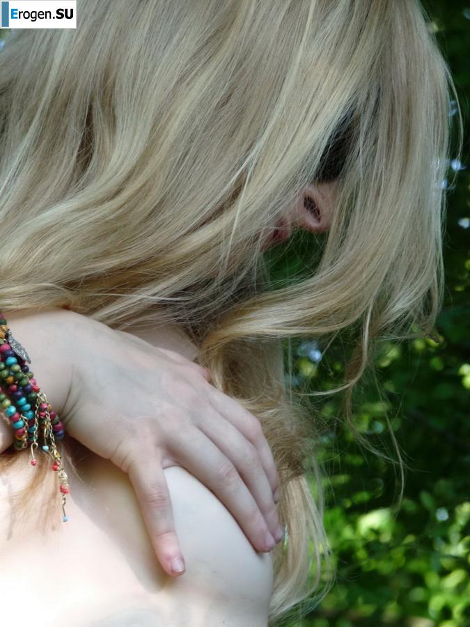 Three Czech Women in Nature. Part 3. Photo 5