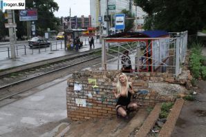 Настя из Самары ходит по городу и показывает себя. Часть 14. Эскиз 29