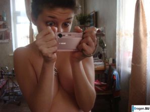 Студентки фоткают сами себя. Часть 2. Эскиз 24