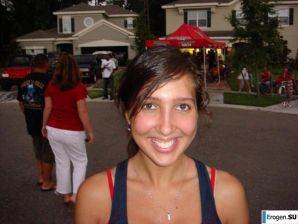 Smiling brunette with everlasting nipples. Part 3. Thumb 16