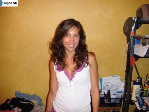 Smiling brunette with everlasting nipples. Part 3. Thumb 9