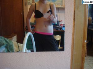 Students take pictures of themselves. Part 3. Thumb 18