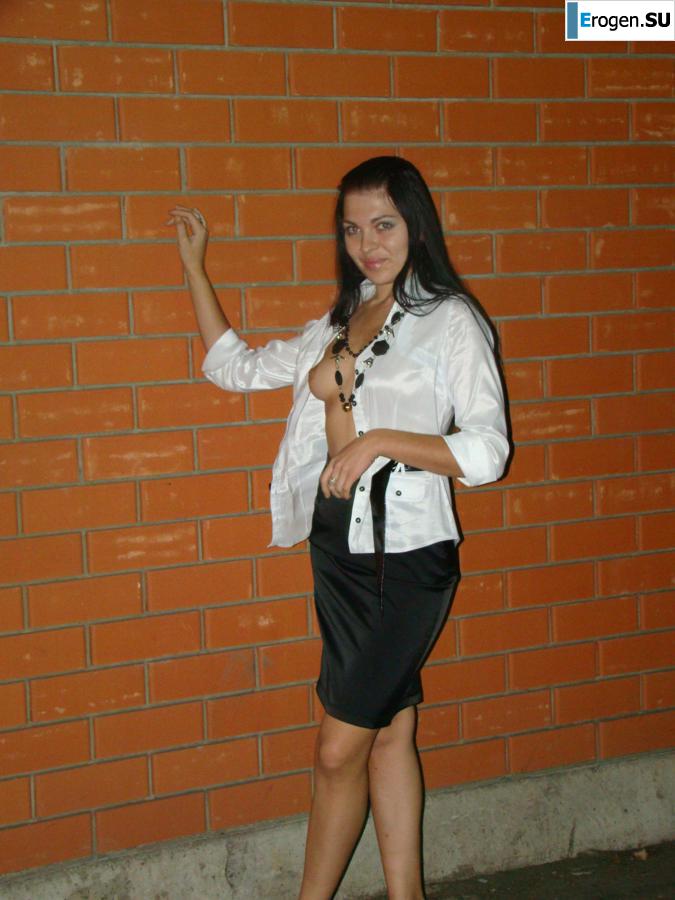 elegant lady with her husband. Photo 3