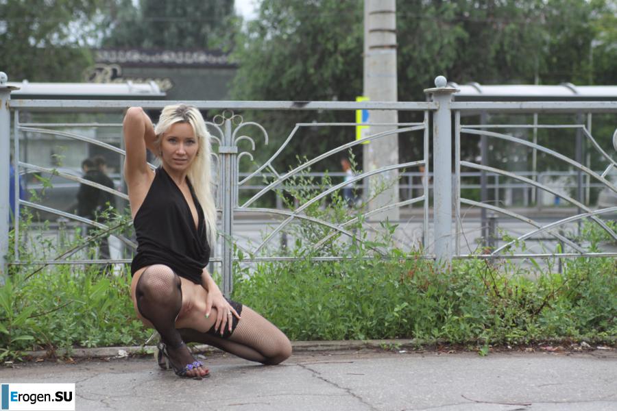 Nastya from Samara walks around the city and shows herself. Part 15. Photo 20