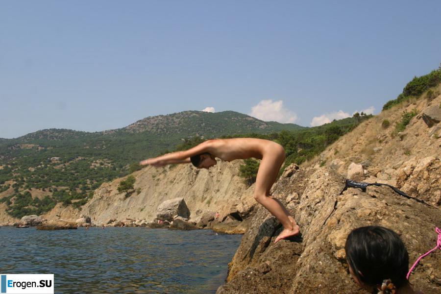 Lesbian Photoshoot on a Rocky Island. Part 3. Photo 5