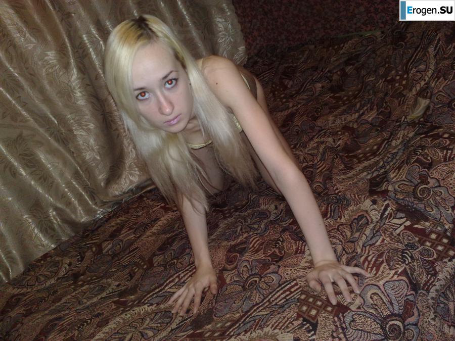 Thin Russian Blonde. Photo 33