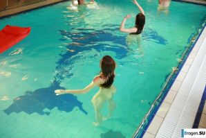 Czech nudists in the pool. Part 2. Thumb 25