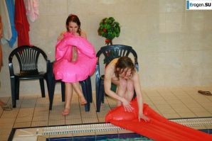 Czech nudists in the pool. Part 2. Thumb 27