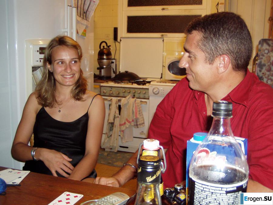 Французская бисексуальная брюнетка. Часть 3. Фото 23