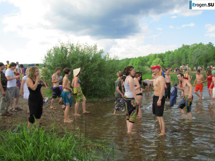 Photo from the hippie rally. Part 2. Photo 10