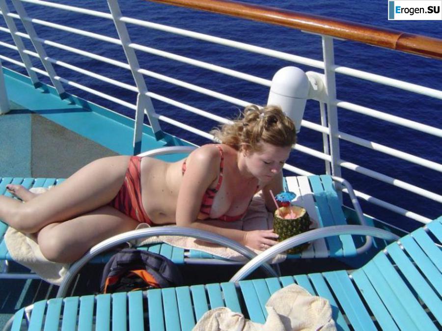 oops boobs lit up. Part 2. Photo 12