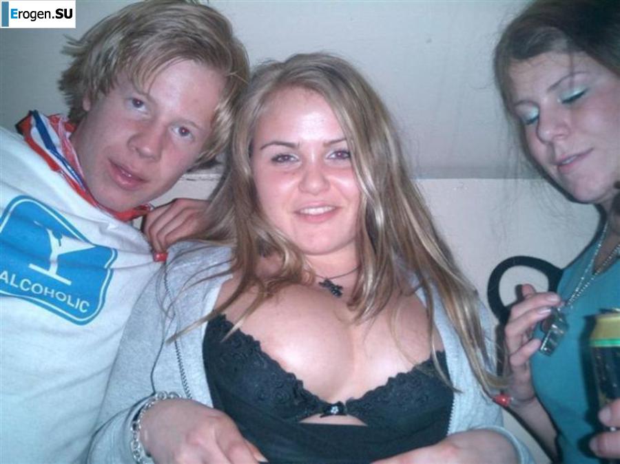 oops boobs lit up. Part 2. Photo 14