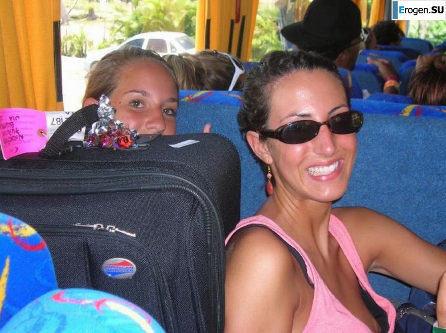 oops boobs lit up. Part 3. Photo 25