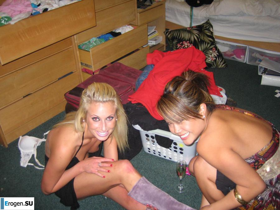 oops boobs lit up. Part 4. Photo 27