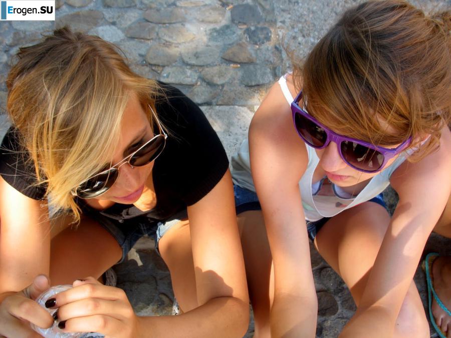 oops boobs lit up. Part 5. Photo 24