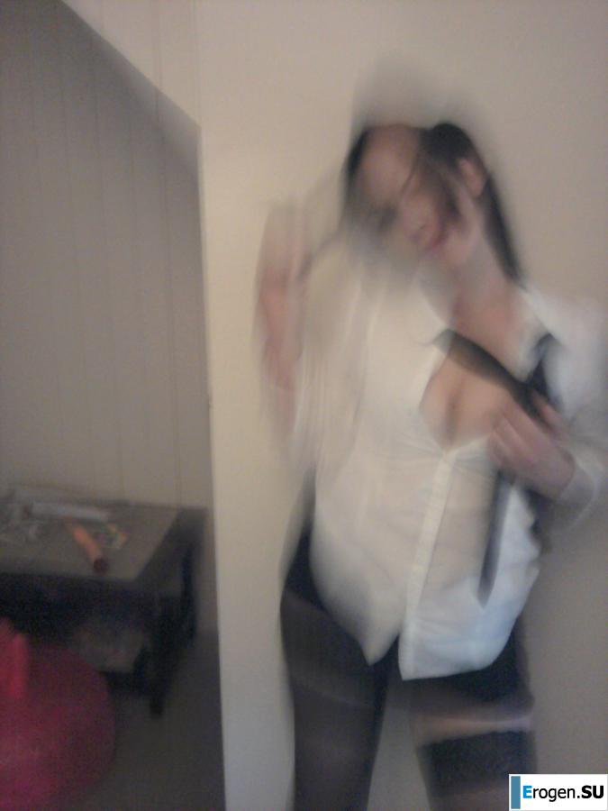 Pretty brunette in stockings. Part 2. Photo 23