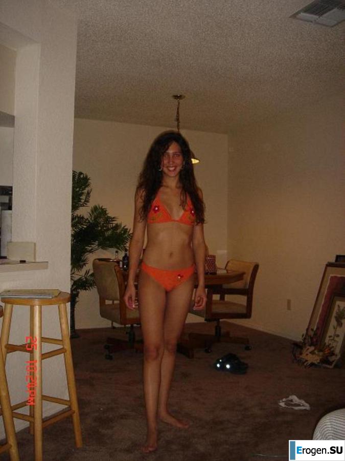 Улыбчивая брюнетка с вечностоящими сосками. Часть 5. Фото 27