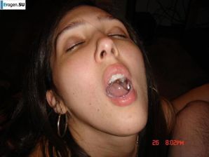 Smiling brunette with everlasting nipples. Part 5. Thumb 19