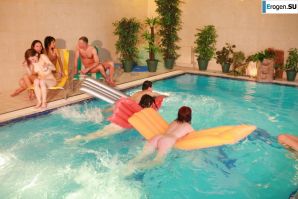 Czech nudists in the pool. Part 3. Thumb 25