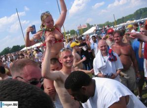 Public exposure. Part 4. Thumb 6