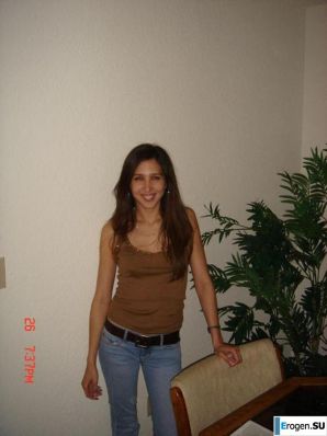 Smiling brunette with everlasting nipples. Part 6. Thumb 18