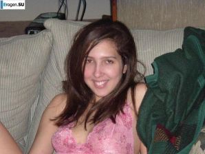 Smiling brunette with everlasting nipples. Part 6. Thumb 19