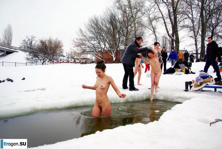 Ukrainian nudists in winter. Part 2. Photo 32