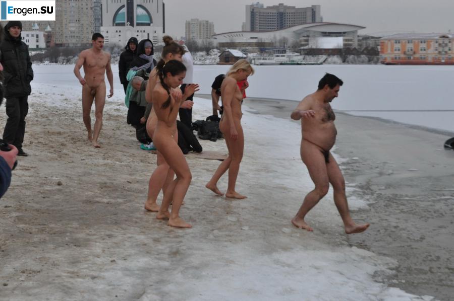 Ukrainian nudists in winter. Part 2. Photo 4