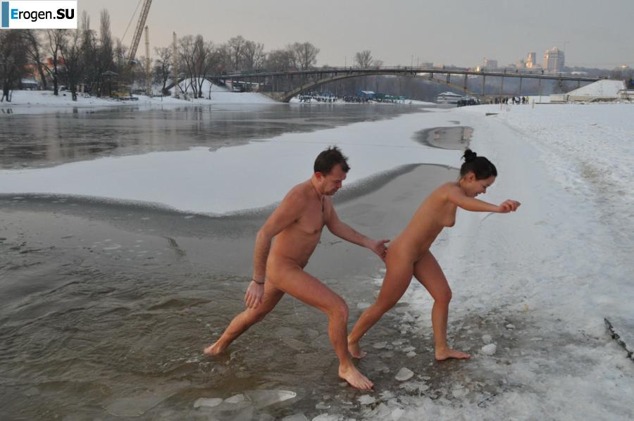 Ukrainian nudists in winter. Part 2. Photo 9