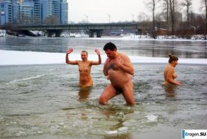 Ukrainian nudists in winter. Part 2. Thumb 13