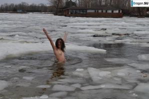 Ukrainian nudists in winter. Part 2. Thumb 34