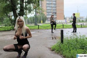 Nastya from Samara walks around the city and shows herself. Part 18. Thumb 24