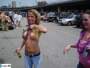 Public Nudity. Part 5. Thumb 29