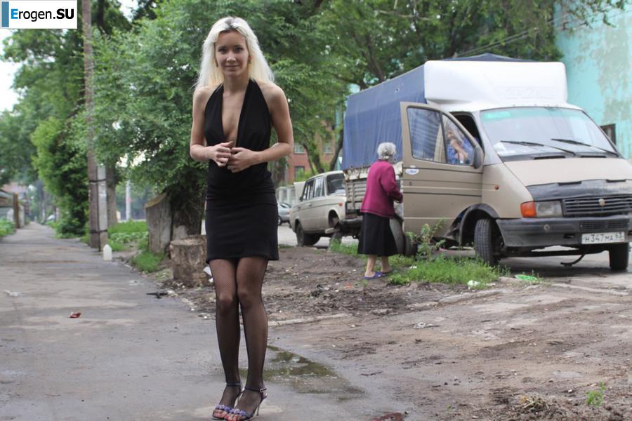 Nastya from Samara walks around the city and shows herself. Part 19. Photo 10