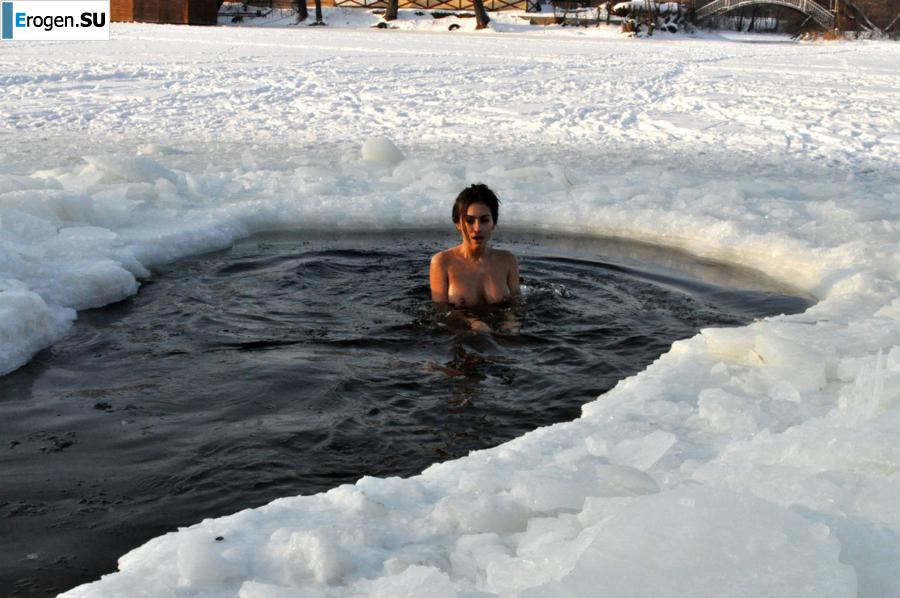 Ukrainian nudists in winter. Part 4. Photo 5