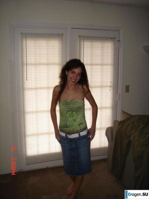 Smiling brunette with everlasting nipples. Part 7. Thumb 26