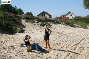 Трое нудистов на берегу реки. Часть 4. Эскиз 28