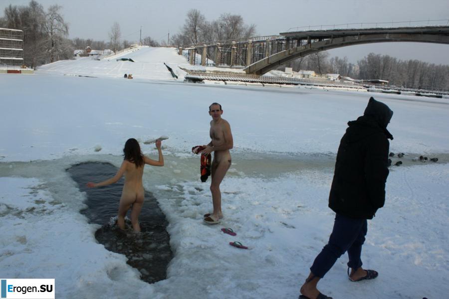 Ukrainian nudists in winter. Part 6. Photo 38