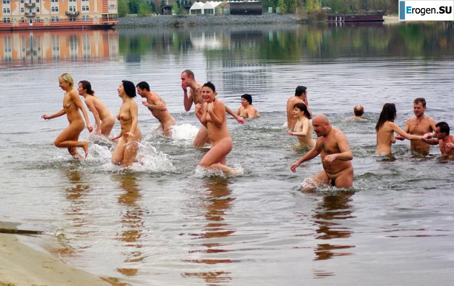 Ukrainian nudists in winter. Part 6. Photo 40