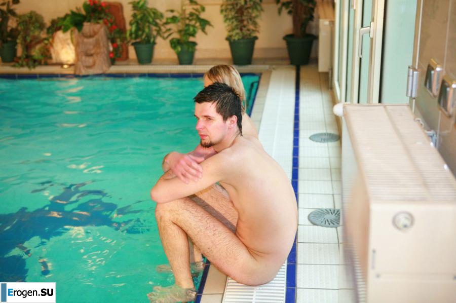 Czech nudists in the pool. Part 4. Photo 3