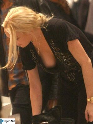 знаменитые сиськи. Эскиз 23