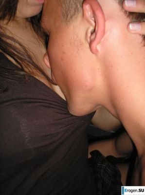 Girlfriend of a hockey player. Thumb 7