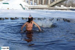 Ukrainian nudists in winter. Part 7. Thumb 21