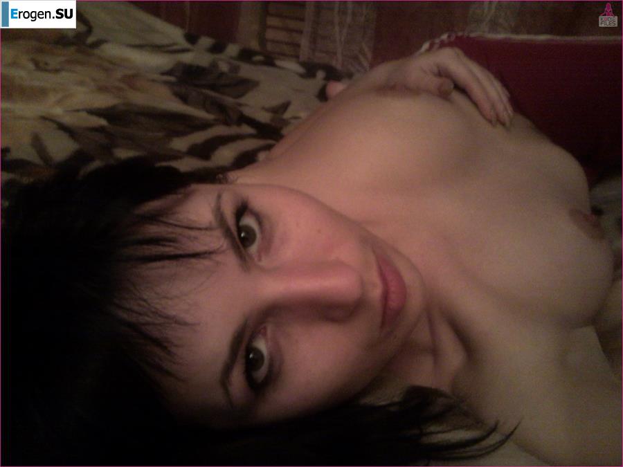 Posing at the hotel. Photo 39