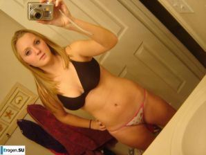 Amateur filming of naked girls. Part 2. Thumb 13