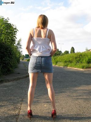 Amateur filming of naked girls. Part 2. Thumb 23