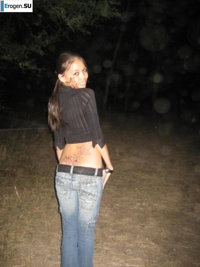 Ah, what legs. Photo 17