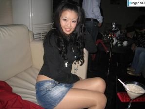 Ah, what legs. Thumb 26