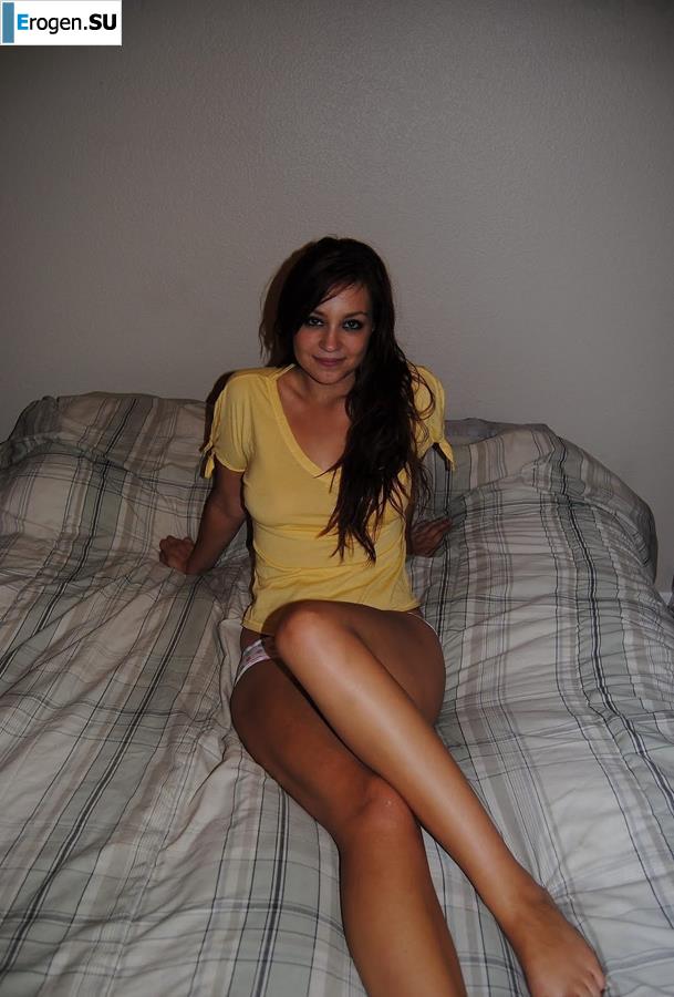 Amateur filming of naked girls. Part 4. Photo 21