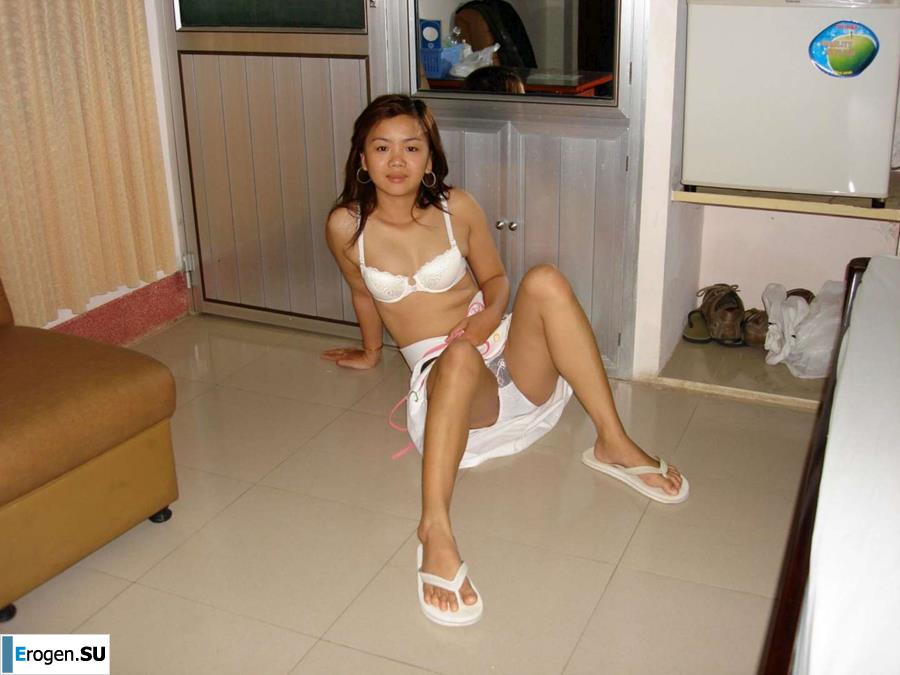 Amateur filming of naked girls. Part 4. Photo 38